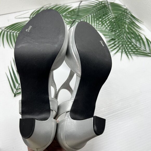 Easy Street Flash Silver Satin Open Toe Heeled Dress Sandals Size 9.5 WW NWB - Picture 9 of 14